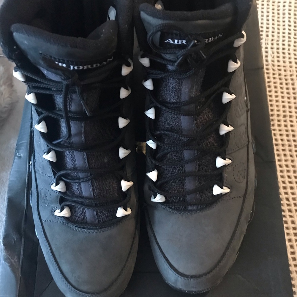 Retro Jordan’s Anthracite!!